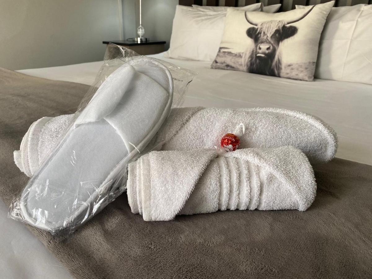 Cottonwood Guesthouse Oasis Bloemfontein Esterno foto